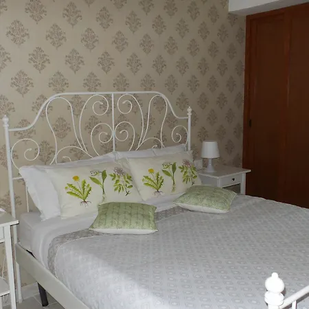 Villaggio Silvia 卡斯特拉巴特